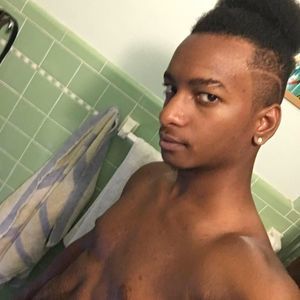 Meet your Posher, Malik